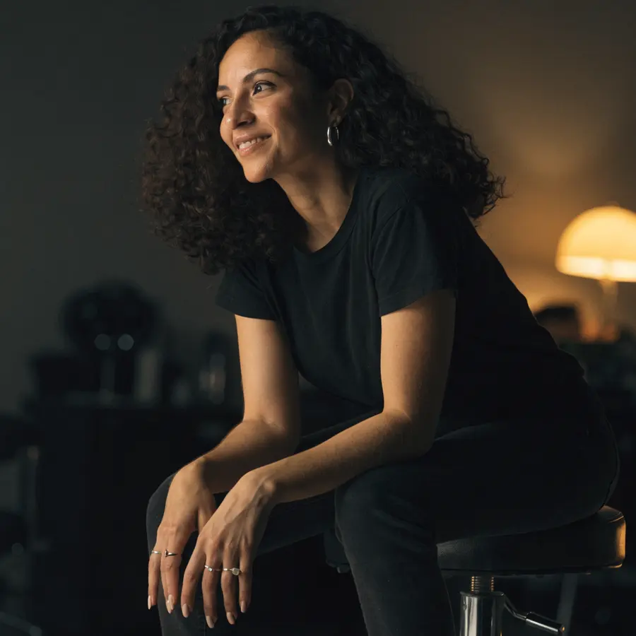 Nina Alvarez, Senior stylist